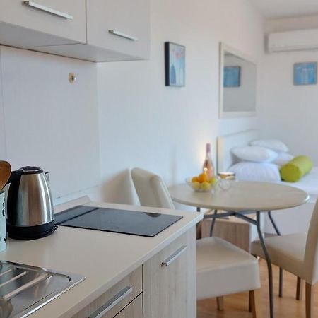 Sea Side Apartments فوديس المظهر الخارجي الصورة