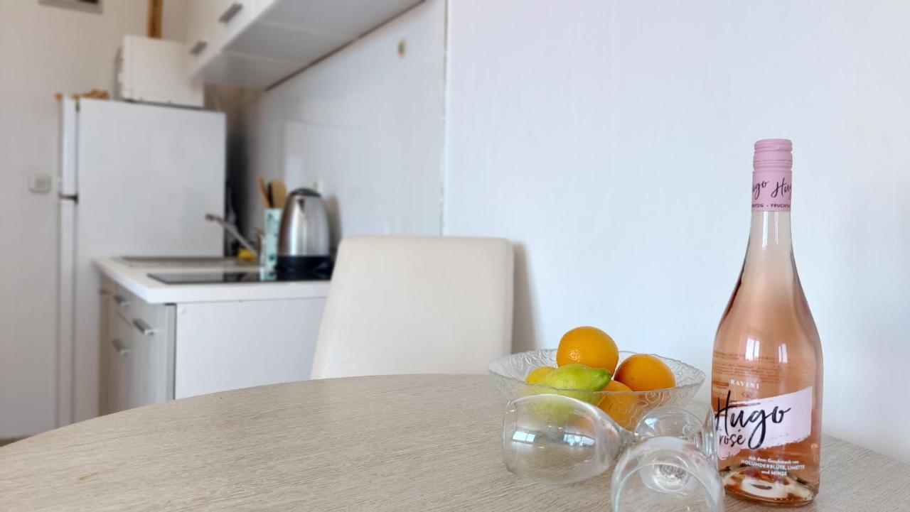 Sea Side Apartments فوديس المظهر الخارجي الصورة