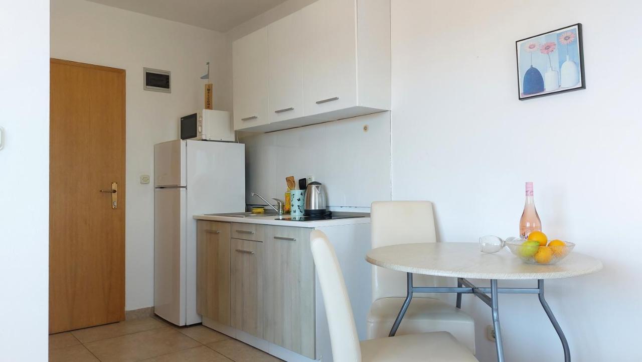 Sea Side Apartments فوديس المظهر الخارجي الصورة