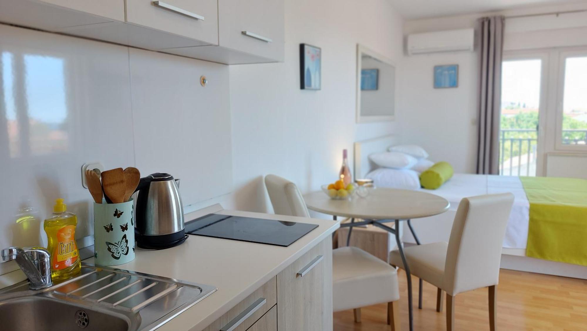 Sea Side Apartments فوديس المظهر الخارجي الصورة